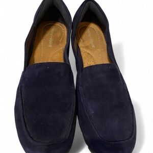 Easy Spirit Women's Navy Loafers